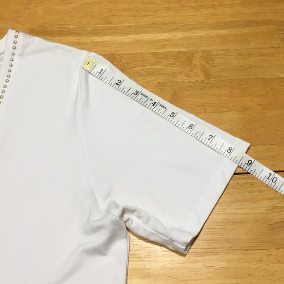 Tristan Classic White V-Neck Tee - Picture 10 of 15